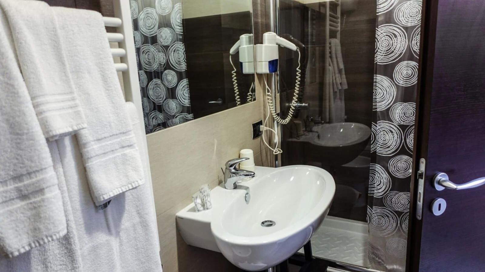 Hotel Miramonti Ґанджі Екстер'єр фото
